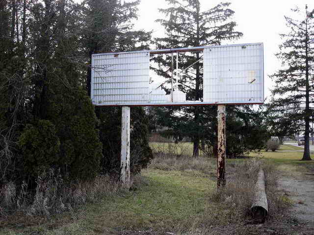 Speedway Auto Theatre - 2006 Photo (newer photo)